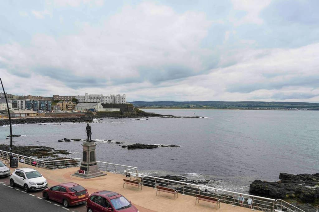 The Porthole Apartment Portstewart Bagian luar foto